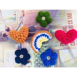 Huy hiệu, sticker len handmade