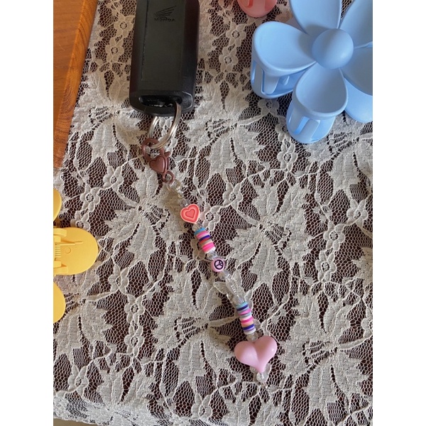 Móc khoá màu sắc tim đáng yêu Honniee