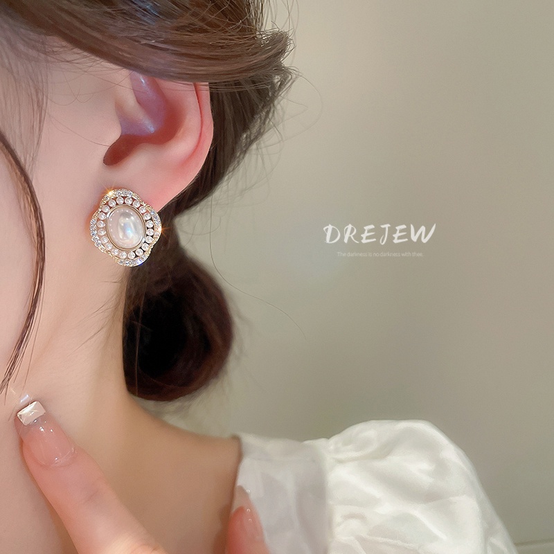 Khuyên tai DREJEW 2 mạ vàng/ bạc hình oval đính ngọc trai nhân tạo phong cách Pháp sang trọng thời trang