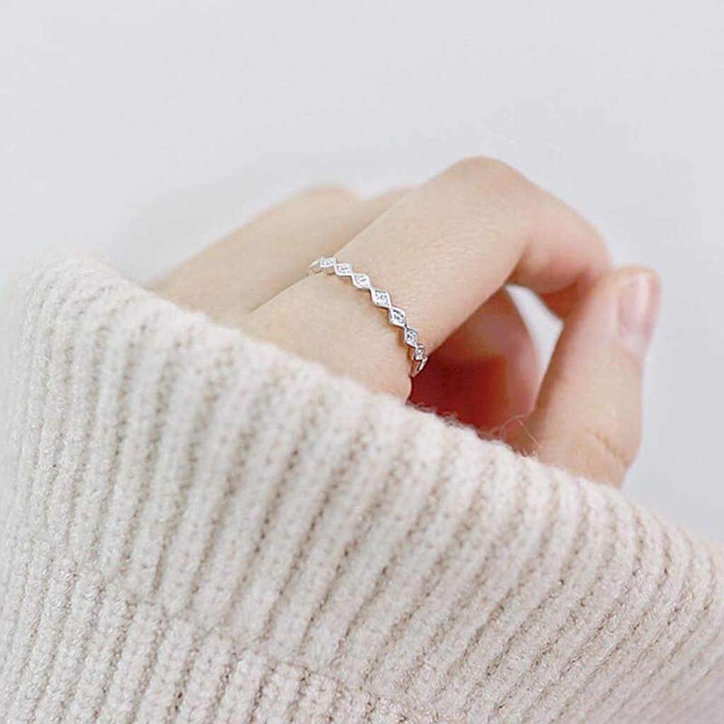 Nhẫn bạc nhẫn zic zac đính đá trắng free size Van Jewelry V10719