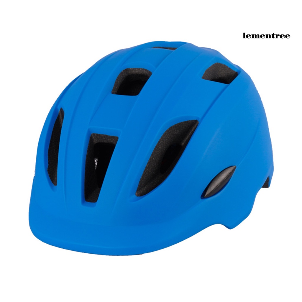 Mũ bảo hiểm siêu nhẹ thoáng khí cho bé khi trượt ván