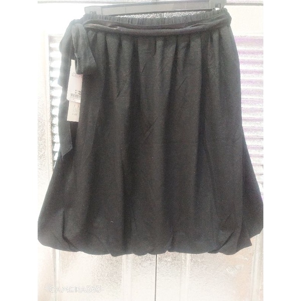 chân váy quả bí