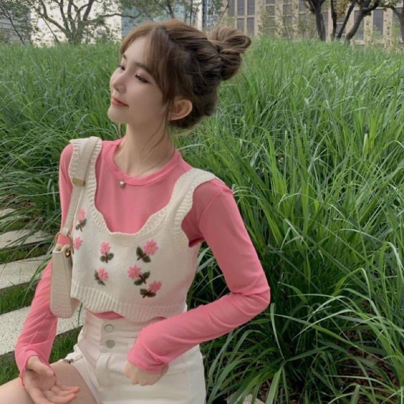 Áo len gile crotop 2 màu hồng trắng thêu hoa nữ tính