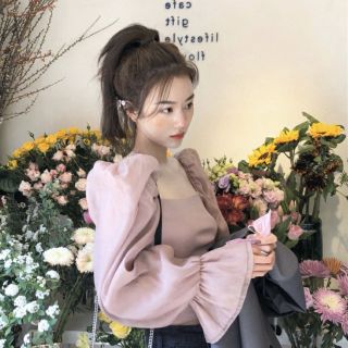 Áo cổ vuông tay xòe hồng Zr (ORDER)