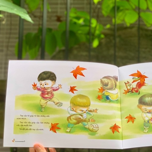Sách - Sách Song Ngữ Bồi Dưỡng Tâm Lý Trí Tuệ Cho Trẻ - Chúng mình là bạn nhé được không nào