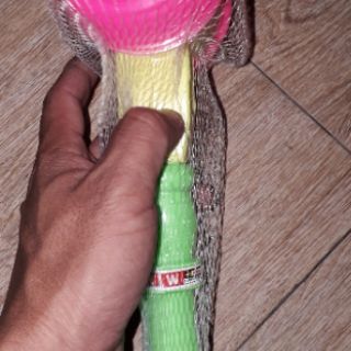 Chiếc búa kèn 2 đầu bằng nhựa cho bé