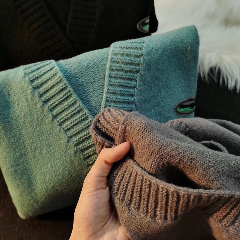 ✦ AFFLIGA ✦Áo khoác cardigan dáng rộng cổ chữ V màu trơn thời trang mùa đông phong cách Hàn Quốc cho cặp đôi