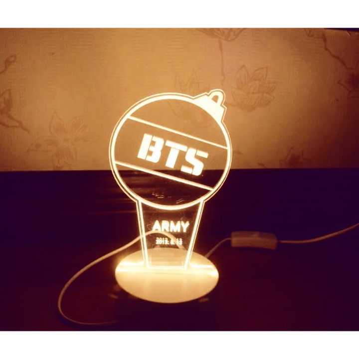 Đèn ngủ BTS đèn phát sáng BTS mica để bàn ARMy thiết kế thông minh, tiện lợi | BigBuy360 - bigbuy360.vn
