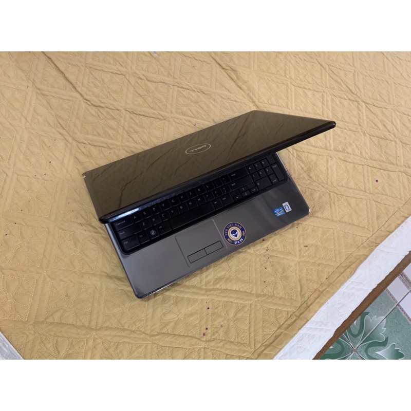 Laptop UFO Dell 1564 i5 bóng loáng thời trang văn phòng | BigBuy360 - bigbuy360.vn