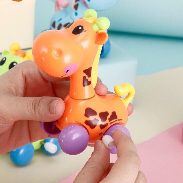 Đồ chơi con lên dây cót chọn hình cho bé - Xe chạy cót đáng yêu