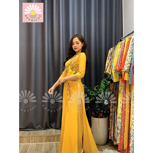 ÁO DÀI DÀNH CHO MẸ, ÁO DÀI MÀU VÀNG QUÝ PHÁI - HỌA TIẾT PHA LÊ - M01