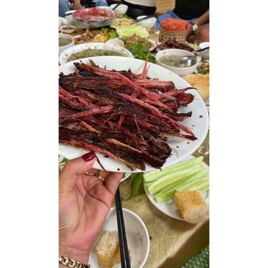 [Quà biếu] - Thịt trâu gác bếp đặc sản Tây Bắc - 1kg | BigBuy360 - bigbuy360.vn