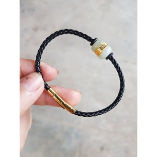 Vòng tay da màu đen và lu thống bạch ngọc, khóa bấm không đen, khổng rỉ