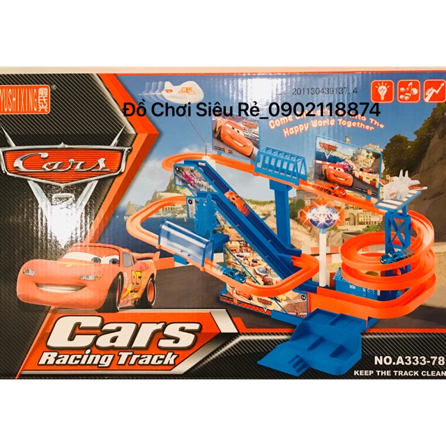 Bộ Đường Đua Cao Tốc Uốn Lượn Và Các Tay Đua Vương Quốc Xe Hơi