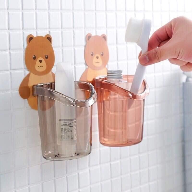 Cốc đựng bàn chải hình gấu tặng kèm miếng dán