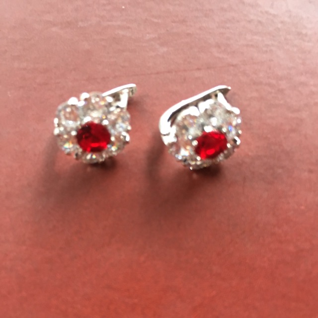 Khuyên tai bạc thanh lý