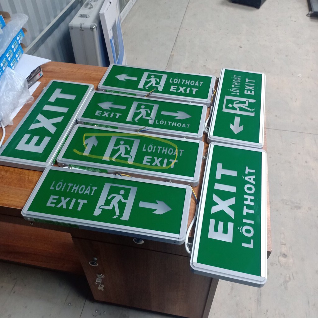 Đèn Exit thoát hiểm Exit lối thoát chỉ các hướng