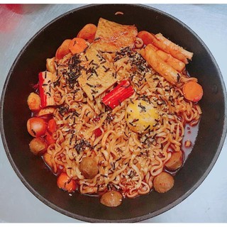 Set lẩu tokbokki( không kèm mì)