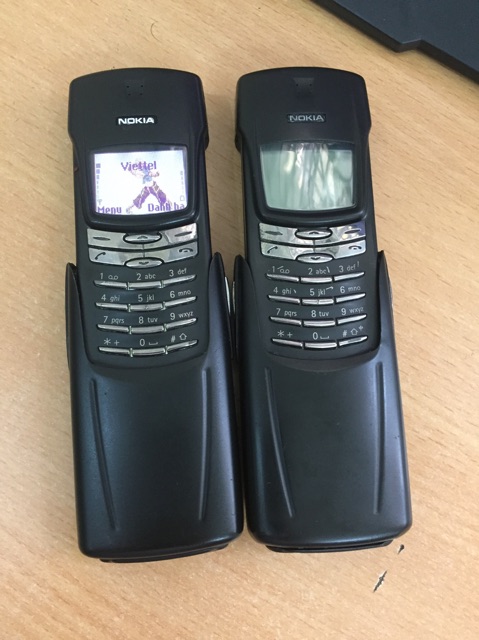 Nokia 8910
