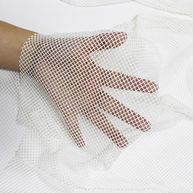 Áo lưới dài tay xuyên thấu