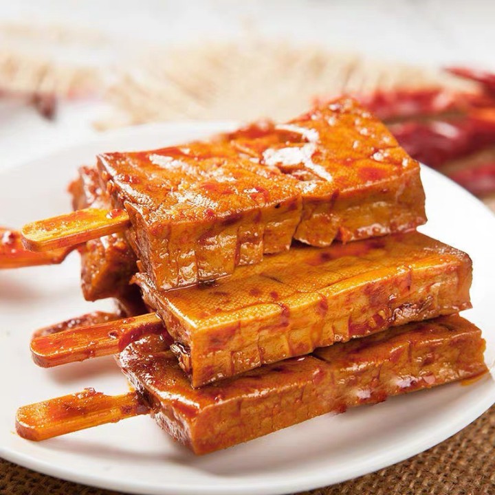 ĐẬU HŨ XIÊN QUE SỐT CAY Kiều Đại Nương Đặc sản Hồ Nam ( hàng có sẵn) | BigBuy360 - bigbuy360.vn