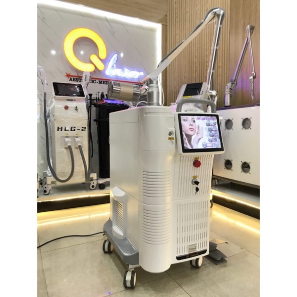 Máy Lazer CO2 FRACTIONAL Đa Chức Năng Loại Chuẩn