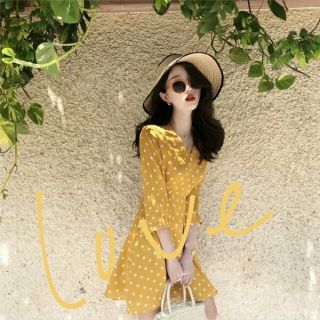 (Thanh lý nghỉ bán) Váy vàng chấm bi tay lửng cực yêu