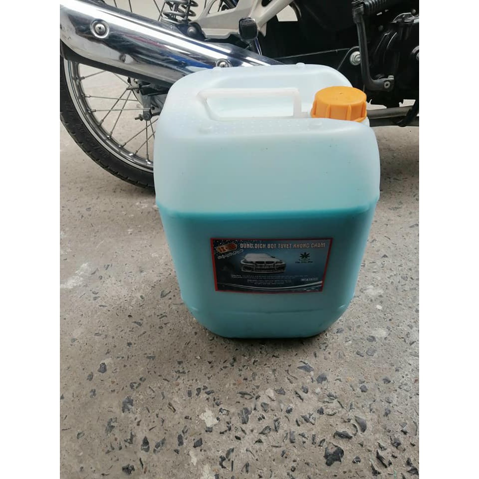 Dung dịch rửa xe không chạm can 20L
