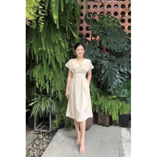 Đầm Midi Cổ Xẻ Chiết Eo váy du lịch đi biển đi tiệc LINSTORE Thiết Kế Thanh Lịch Nữ Tính  V2