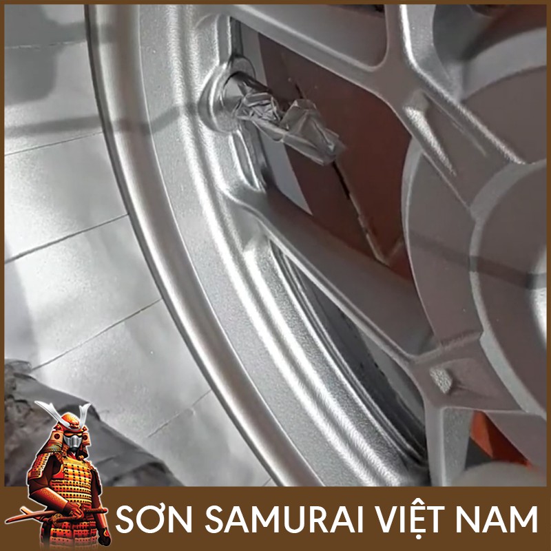 H111 sơn samurai bạc bóng chuẩn Honda Việt Nam (sơn bóng 2K01)