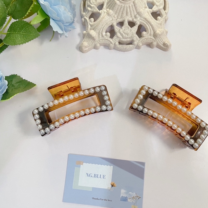 Kẹp càng cua đính nhọc trai phong cách Hàn Quốc