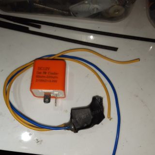 Mạch hazard kèm chớp ( giử zin cho xe )