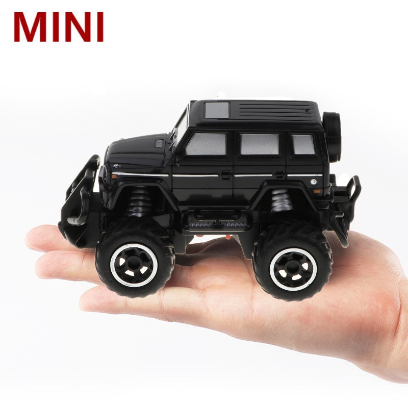 Xe điều khiển 1: 43 Xe tải quái vật điện RC