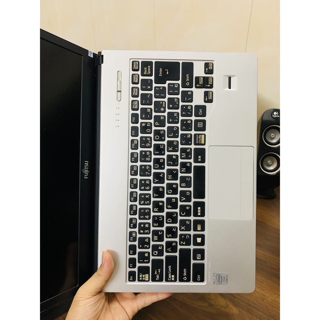 Laptop Fujitsu Lifebook màn 2K siêu đẹp i5 4300u/ 4G/ 120G | BigBuy360 - bigbuy360.vn