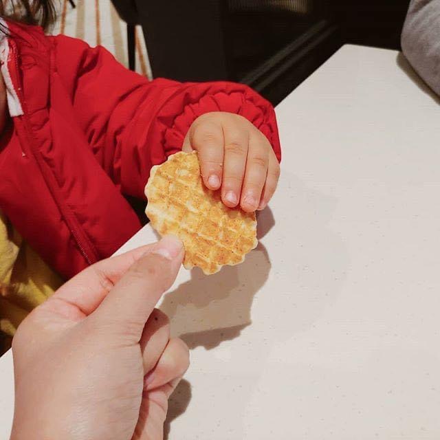 Bánh ăn dặm waffle đậu hũ Ildong cho bé 12m+ 64g (4 gói x 2 cái)