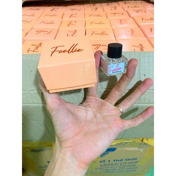 Nước hoa vùng kín vuông