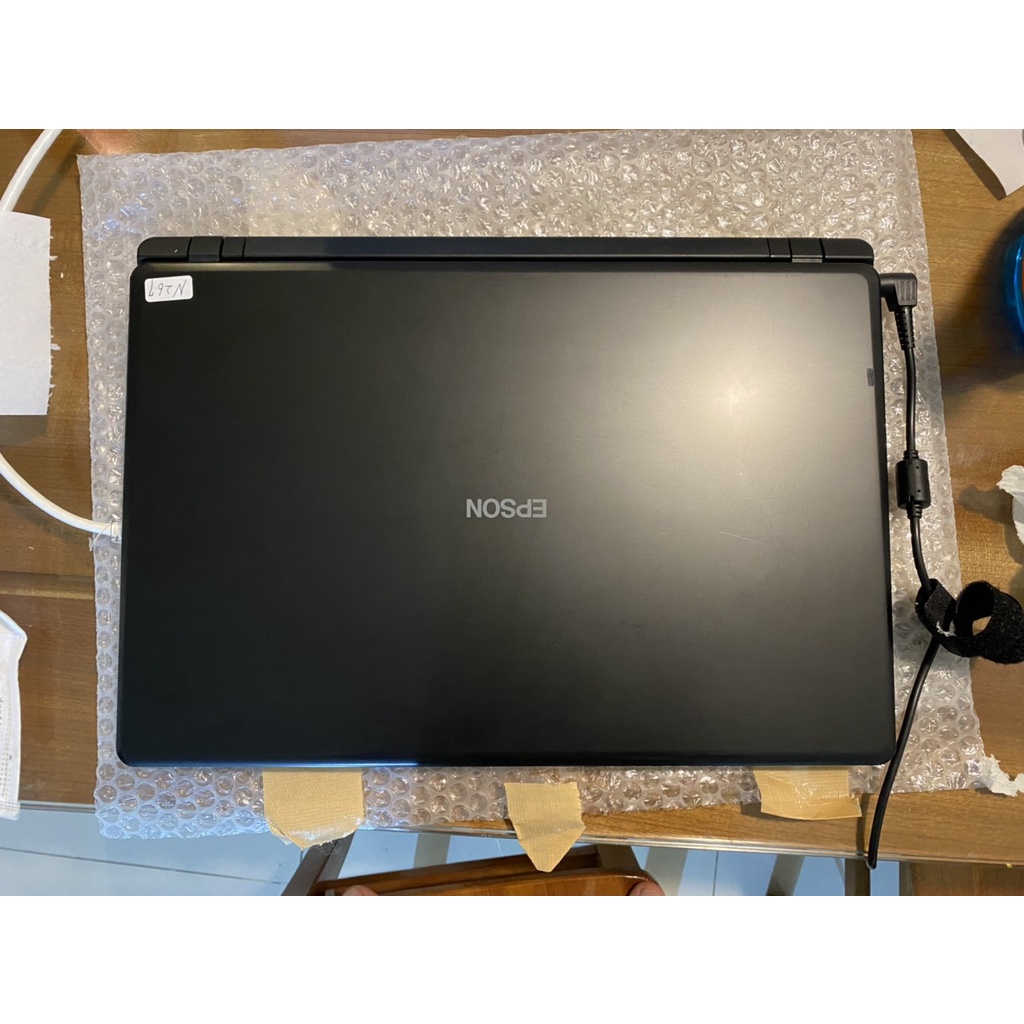 Laptop giá rẻ i5 6200u ram 4g ssd 128 hàng nội địa nhật bản epson nj4000e