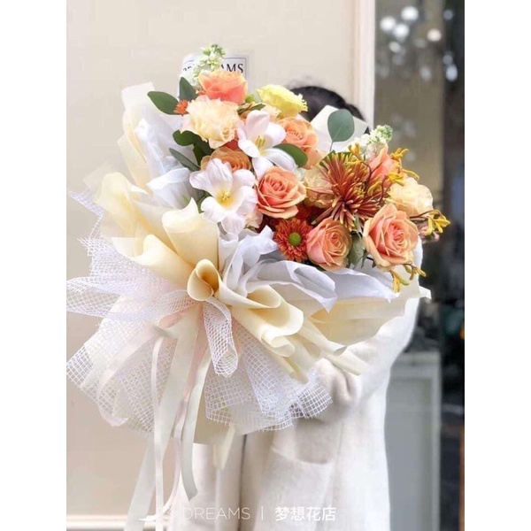 Lưới ô vuông gói hoa