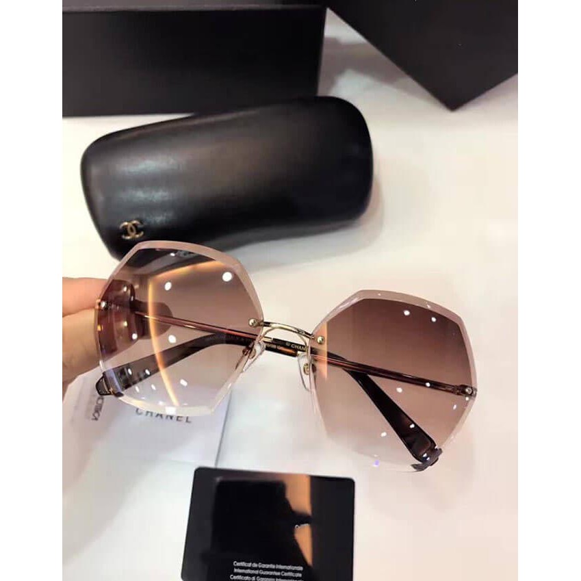 Kính mắt nữ thời trang chống UV