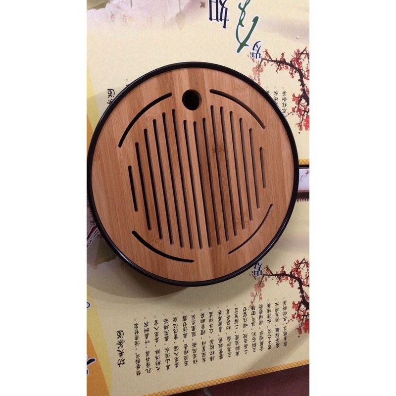Khay trà gỗ tre đế nhựa hình tròn Cao Cấp
