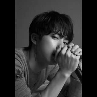 Khuyên tai Jin BTS fake love bông tai phong cách Hàn Quốc Unisex cá tính V Jungkook Suga Jimin