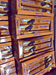 Bánh xốp chocolate 2 lớp SuperStar