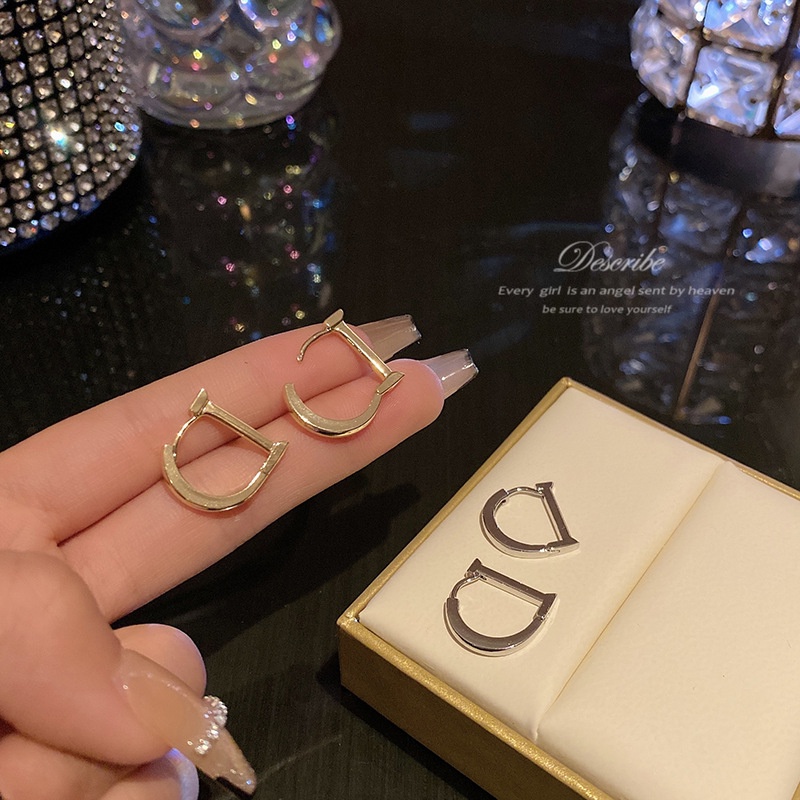 Khuyên Tai Hình Chữ D Thời Trang Cao Cấp Dành Cho Nữ 2022 F646