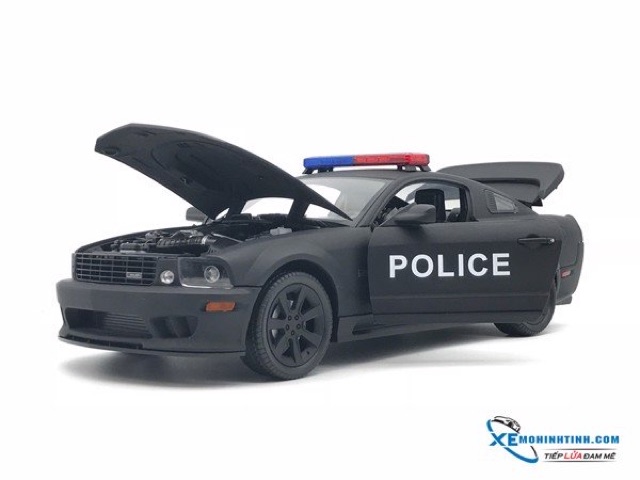 Xe Mô Hình Ford Mustang S281 Police 1:18 Welly