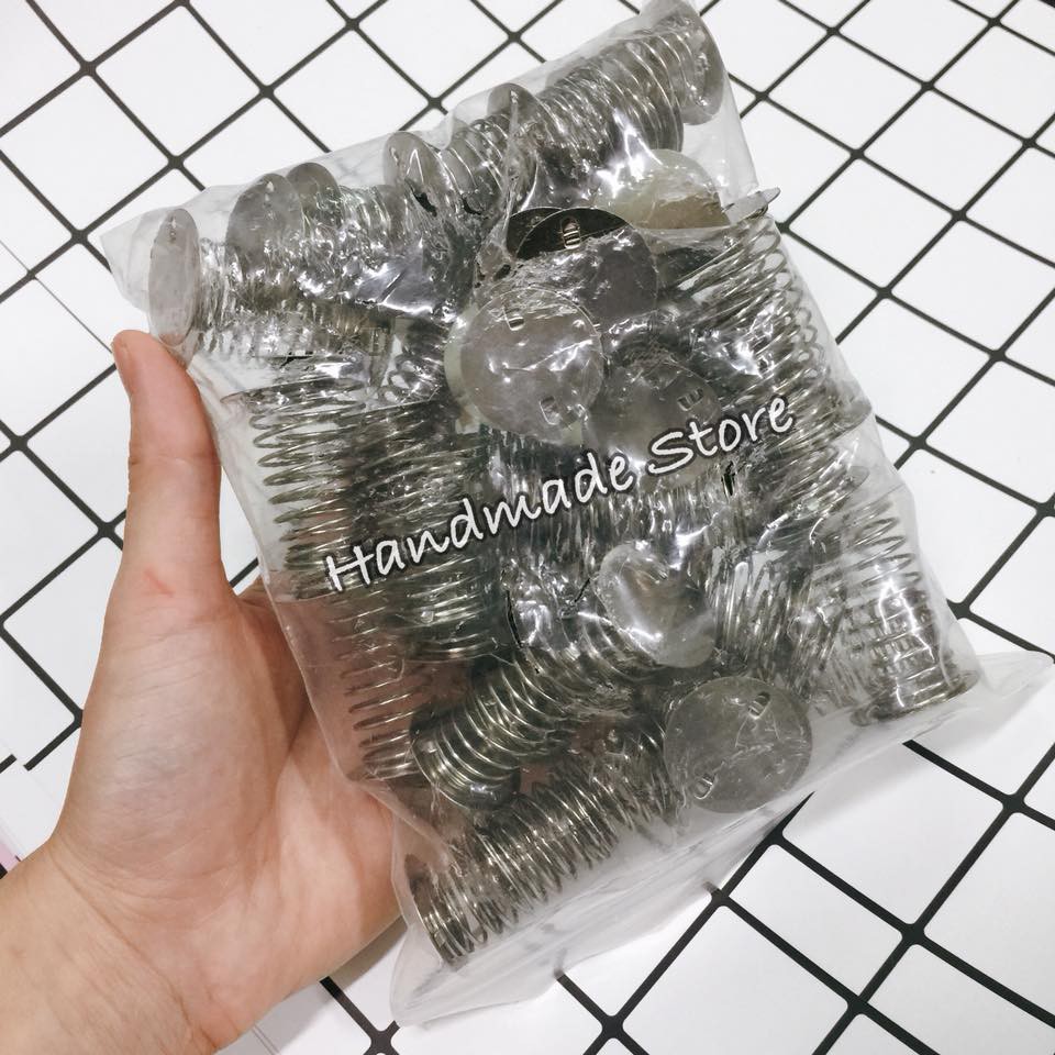Lò xo trưng bày sản phẩm