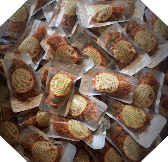 Khô gà không cay cho baby 1kg tặng 50g