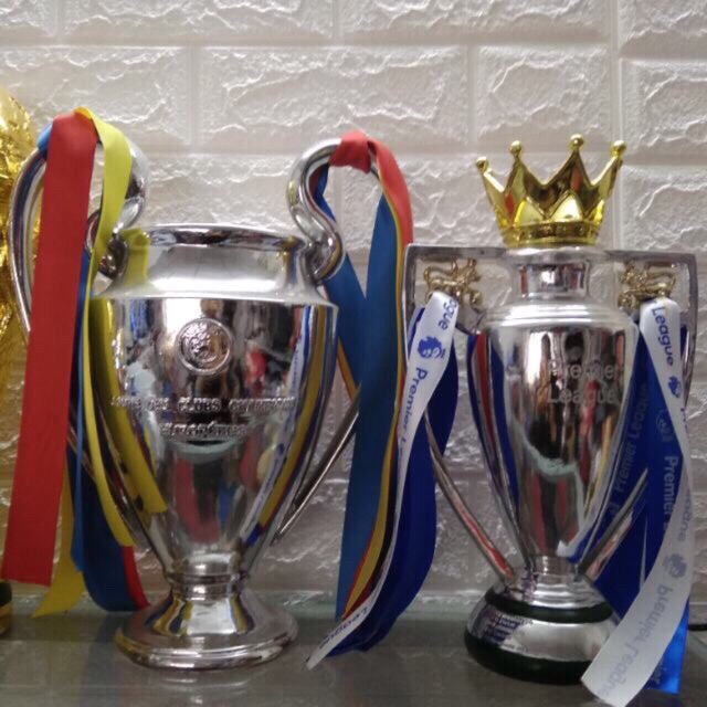 Cup trao giải C1