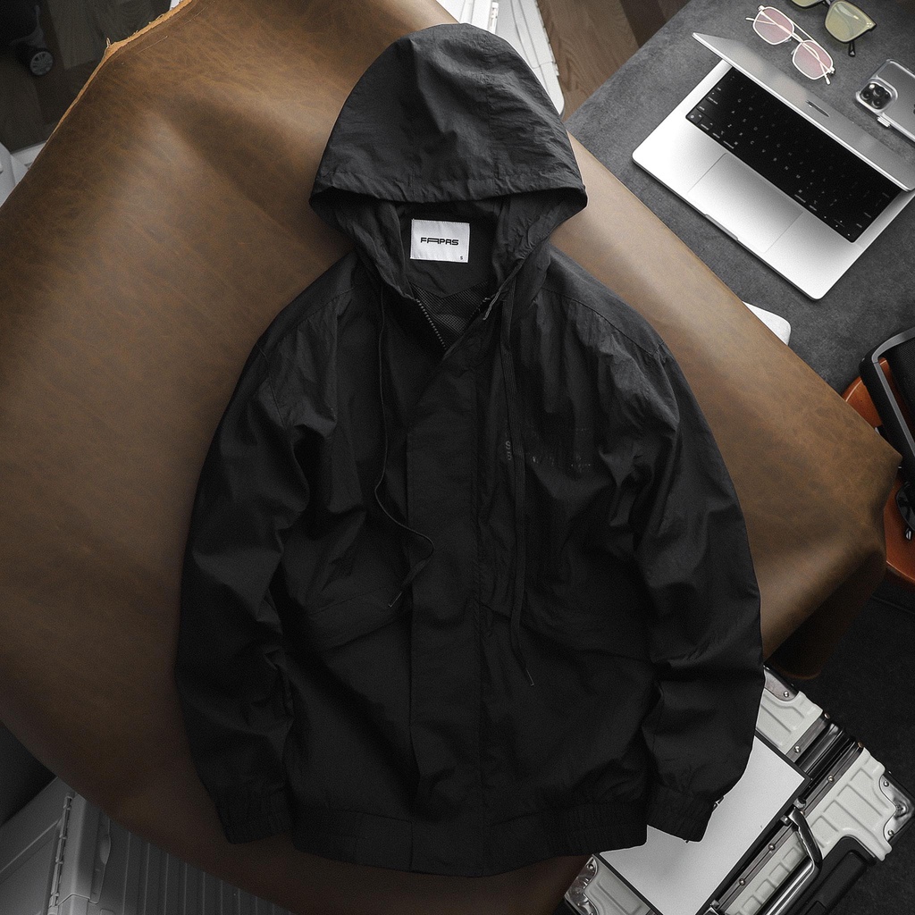 Áo Khoác Dù Tamac Chất Dù Chống Thấm Nước Thiết Kế Năng Động Với Phần Bo Chun Cổ Tay Gấu Áo Chắc Chắn - FAPAS