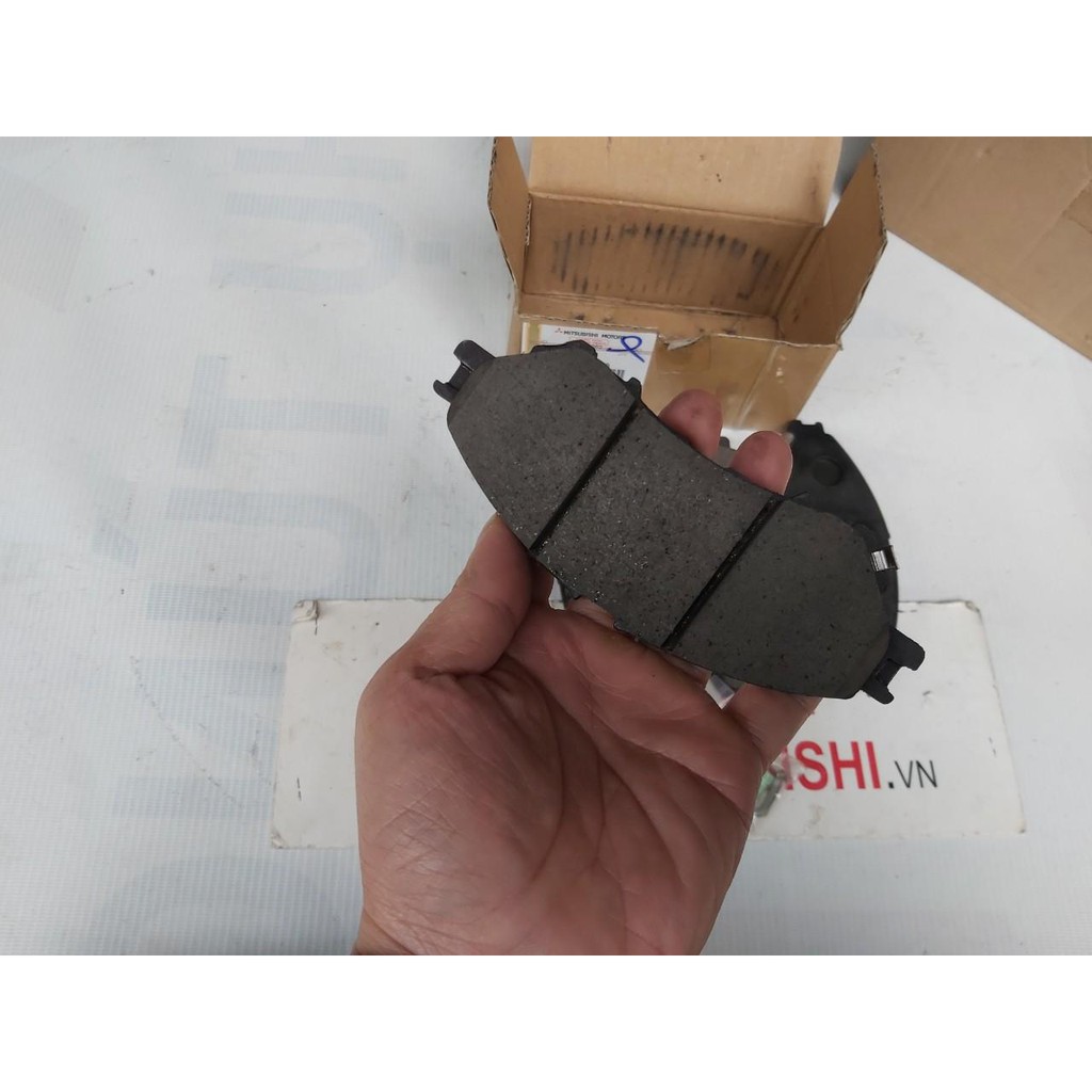 Má phanh trước xe Mitsubishi Xpander