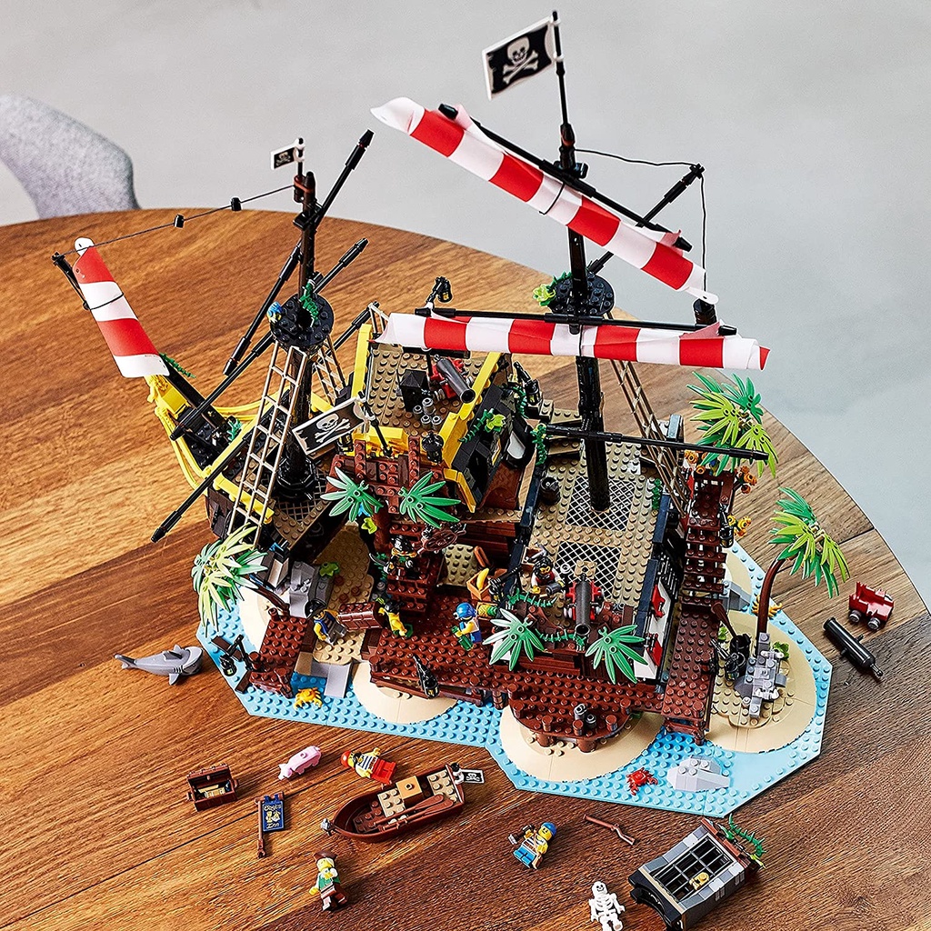 Lego 21322 Ideas Đảo cướp biển - Pirates of Barracuda Bay